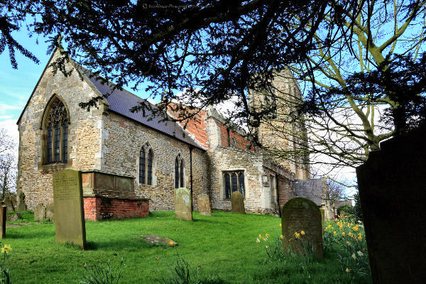 97-wawnechurchyard.jpg