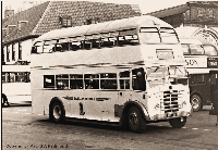 MKH 81 stops in Beverley Market Place en route to Hessle