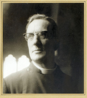 Rev Leslie
                  Reynolds 1943-1962